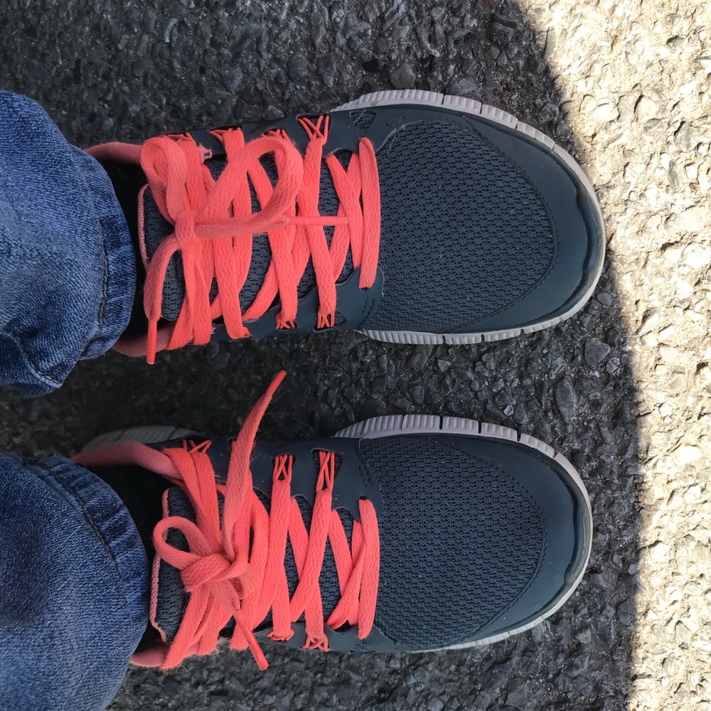 ❌❌SOLD❌❌Nike 5.0 - Picture 2 of 6